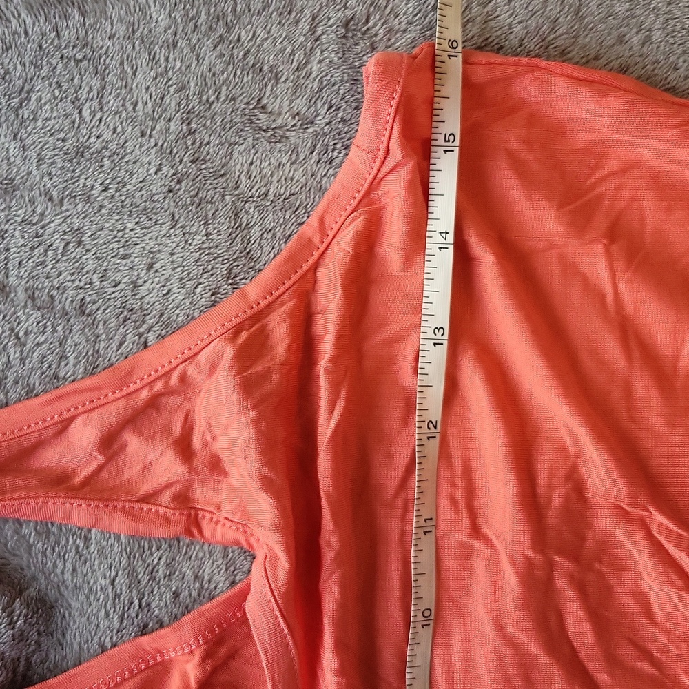 M Coral Racer Back Tank - Picture 4 of 5